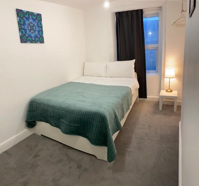Lord Merit Guest Rooms In King'S Cross St Pancras London Exterior photo